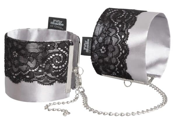 Fifty Shades of Grey Handfessel „Play Nice Satin & Lace Wrist Cuffs“